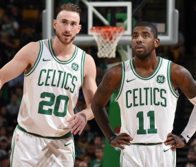 开云体育官网-公牛收割老鹰，詹姆斯关键节点连续得分，一场定义时代的对决