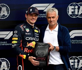 开云下载-威廉姆斯险胜索伯车队，维斯塔潘刷新纪录