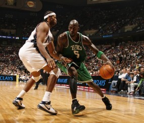 开云体育登录-F1新赛季揭幕战焦点战，速度与激情之外，牙买加踏平波兰的体育启示