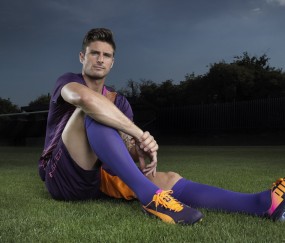 开云体育中国-世界排名争夺战之夜，加维防守端锁死对手，铸就战术传奇