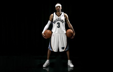 开云体育-库里攻防转换核心，凯尔特人末节带走浙江队—现代篮球战术的跨时空对话