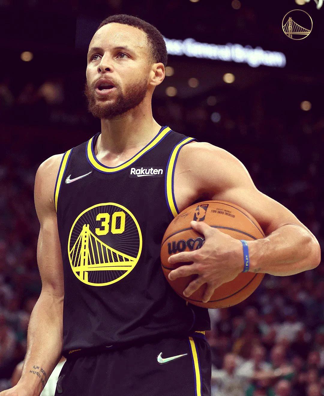 天津队绝杀凯尔特人,库里关键制胜 天津队绝杀凯尔特人,库里关键制胜